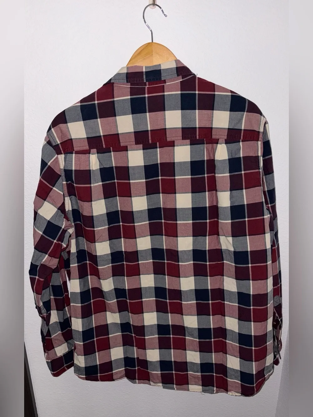 Lyle & Scott Men's Burgundy Plaid Button-Down Shirt